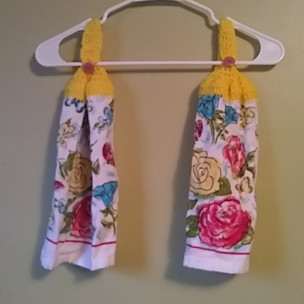 Matching stove hand towels